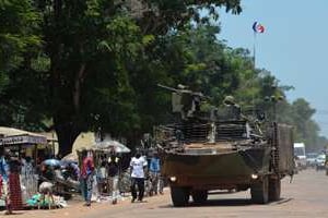 Un véhicule blindé d’une patrouille de la Gendarmerie française mobile à Bangui, le 9 avril 2014 © AFP