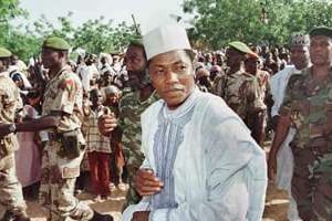 Le général Ibrahim Baré Maïnassara en campagne à Dosso en juillet 1996. © AFP