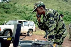 Le leader des forces rebelles du FPR, le général major Paul Kagamé, le 6 mai 1994. © Reuters