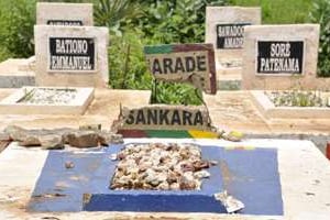 La tombe de Thomas Sankara au cimetière de Dagnoën à Ouagadougou. © AFP