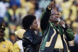Jacob Zuma lors d’un meeting le 4 mai 2014 à Johannesburg © AFP