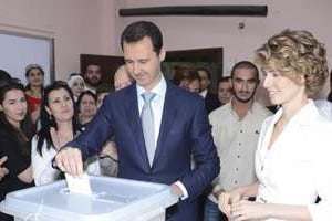 Bashar al-Assad et sa femme Asma à Damas, le 3 juin 2014. © Reuters