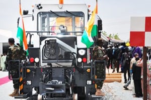 Le train qui reliera dans deux ans Niamey et Cotonou est financé par le groupe français Bolloré. © Bourema Hama/AFP