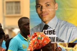 Manifestation pour la libération de Karim Wade en avril 2013, à Dakar. © AFP