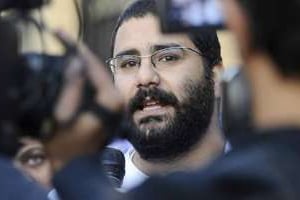 Alaa Abdel Fattah, condamné à 15 ans de prison, le 11 juin 2014. © AFP