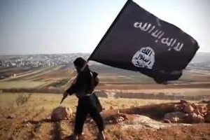 Vidéo téléchargée sur YouTube le 23 août 2013 et montrant le drapeau des jihadistes. © AFP