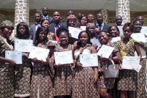 Les élèves reçoivent leur diplôme à l’EHT-Cemac à Ngaoundéré, en juin 2014. © EHT-Cemac
