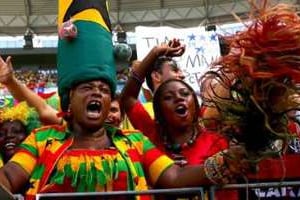 Des supporters ghanéens lors d’un match du premier tour de la Coupe du Monde. © AFP