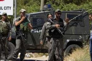 Des gardes frontaliers près de Hébron. © AFP