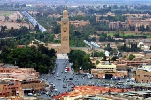 Marrakech (photo) sera la première ville d’Afrique à accueillir le sommet, les 20 et 21 novembre prochains. © AFP
