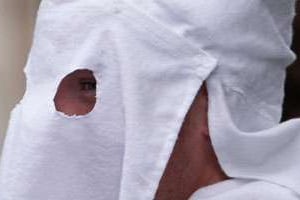 Un membre du Ku Klux Klan. © AFP