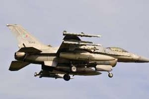 Un chasseur F16 des Émirats Arabes Unis. © Angelo Cucca