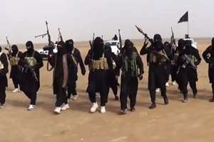 Un groupe de jihadistes de l’EI dans la province de Ninive, le 11 juin 2014. © AFP