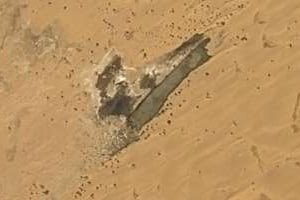 Vue satellitaire de ce qu’il reste aujourd’hui de la base de Ouadi Doum. © Capture d’écran / Google map