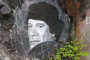 Portrait de Mouammar Kadhafi, le 16 juin 2009. © Thierry Ehrmann/Flickr