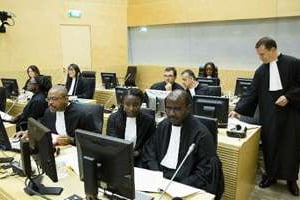 Des représentants du procureur, à la Cour pénale internationale (CPI) de La Haye, le 12 novembre 2014. © AFP