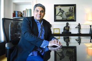 Abbas Jaber dans son bureau parisien, le 18 juin 2014. © Vincent Fournier/JA