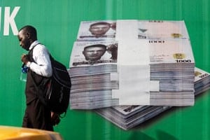 La Banque centrale du Nigeria espère stabiliser l’économie nationale, avec cette dévaluation. © Akintunde Akinleye/Reuters