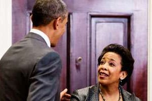 Loretta Lynch avec Barack Obama, à la Maison Blanche, le 8 novembre. © Carolyn Kaster/AP/Sipa