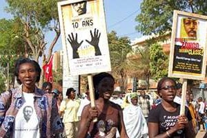 Manifestation le 13 décembre 2008 à Ouagadougou en hommage à Norbert Zongo. © AFP