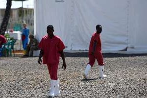 Centre de traitement d’Ebola à Kerry town en Sierra Leone. © AFP