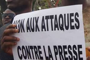 Une manifestation de soutien à Charlie Hebdo le 8 janvier à Lomé (Togo). © Emile Kouton/AFP