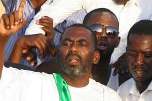 Biram Ould Dah Ould Abeid sortant de prison, le 3 septembre 2012 à Nouakchott. © AFP Stringer