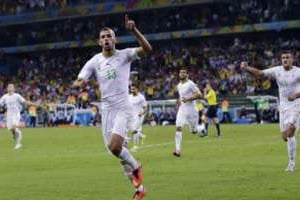 Islam Slimani a inscrit deux buts lors de la dernière Coupe du monde au Brésil. © Fernando Vergara/AP/SIPA