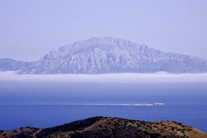 Le détroit de Gibraltar et la côte marocaine vus depuis Tarifa, en Espagne. © Grant Rooney PCL/Superstock/Sipa