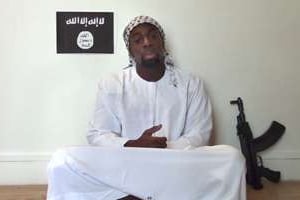 Amedy Coulibaly, dans la vidéo de revendication de ses actes terroristes. © Caputre d’écran/Youtube