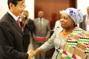 Zhang Ming et Dlamini-Zuma, en janvier 2014 à Addis Abeba. © Ministère chinois des Affaires étrangères