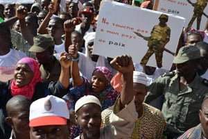 Manifestations à Niamey, le 17 février. © AFP