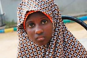 Zahra’u Babangida, 13 ans, arrêtée en décembre le corps ceint d’explosifs. © AP Photo/Sipa