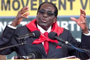 Robert Mugabe lors de la célébration de ses 91 ans, le 28 février. © Jekesai Njikizana/AFP