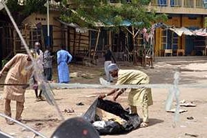Sur les lieux d’un attentat à Maiduguri, le 7 mars 2015. © Tunji Omirin/AFP