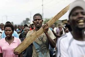 Des manifestants à Bujumbura le 18 mai. © Jerome Delay/AP/SIPA