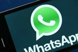 L’application WhatsApp change les habitudes des communicants politiques en Afrique. © AFP
