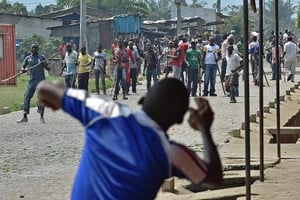Burundi: tirs soutenus dans la nuit à Bujumbura alors que reprennent les manifestations © AFP