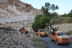 Présent dans l’Est libyen, le Conseil de la Choura de la jeunesse islamiste a prêté allégeance à l’EI en octobre. © Stringer/Reuters