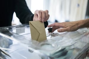 Faut-il confier l’organisation des scrutins à des instances politiques ou techniques ? © ARCHIVES AFP