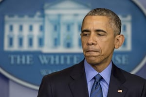 Barack Obama le 18 juin 2015 pendant son intervention à la télévision à la suite du massacre dans une église de la communauté noire de Charleston. © Saul Loeb/AFP