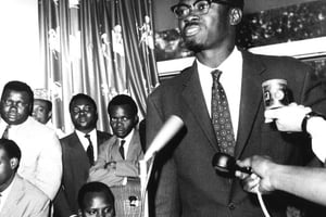 Patrice Lumumba, le 8 septembre 1960, à Léopoldville, en RDC. © Archives JA