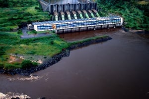 Le site d’Inga, en RD Congo, est l’un des plus grands gisements hydrauliques au monde, avec plus de 43 000 MW potentiels. Mais seuls 1 700 MW sont aujourd’hui installés. © Jean-Luc Dolmaire pour Jeune Afrique