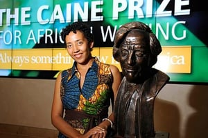 La luaréate 2015 du Prix Caine, la Zambienne Namwali Serpell, lundi 6 juillet. © AFP