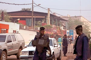 Le 7 mars, un homme a tué cinq personnes dans un restaurant de Bamako © Baba Ahmed/AP/SIPA