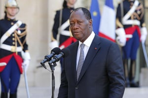 Alassane Ouattara en juin 2015, à Paris. © Jacques Brinon/AP