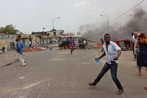 Manifestation à Kinshasa contre une modification de la Constitution, en janvier 2015. © John Bompengo/AP/SIPA