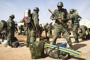 Des soldats maliens près de Gao, le 26 janvier 2013. © Ghislaine Mariette/AFP