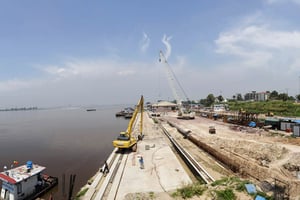 Necotrans, nouvel opérateur du port de Brazza, a commencé l’aménagement des quais. © Necotrans/Philippe Dureuil