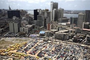 Vue de Lagos, la capitale économique de la première économie africaine. © Akintunde Akinleye/ Reuters